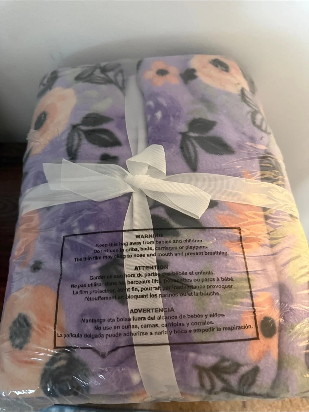Mothers Are The Real Heroes No-Sew Throw Kit - Purple and White